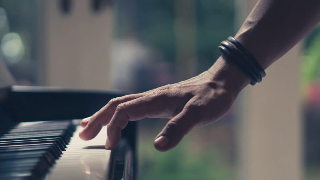 assessing-a-digital-piano-yourself-evaluate-playing-behavior