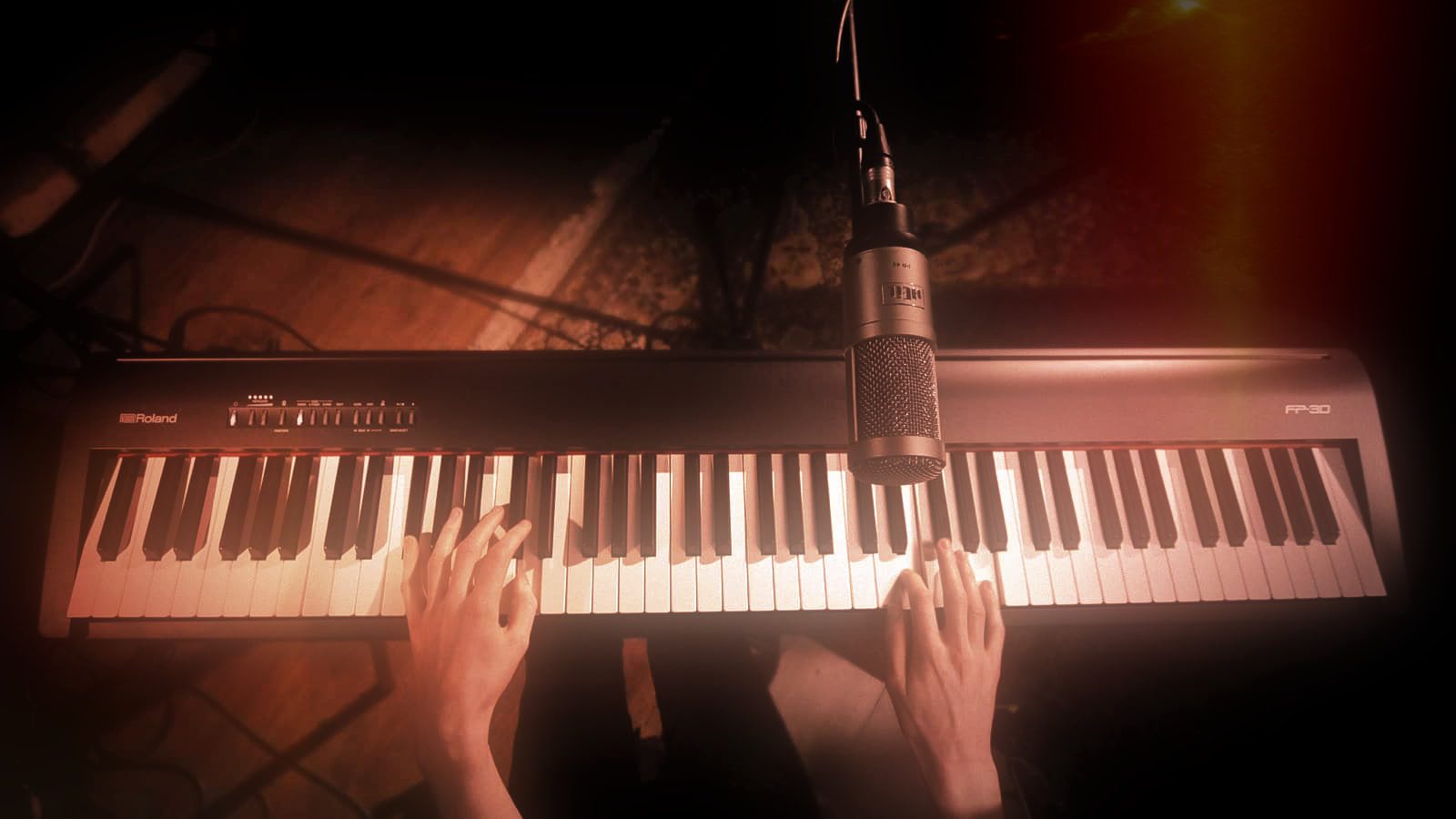 stage-piano-under-1000-roland-fp-30 (Image Source: Roland)