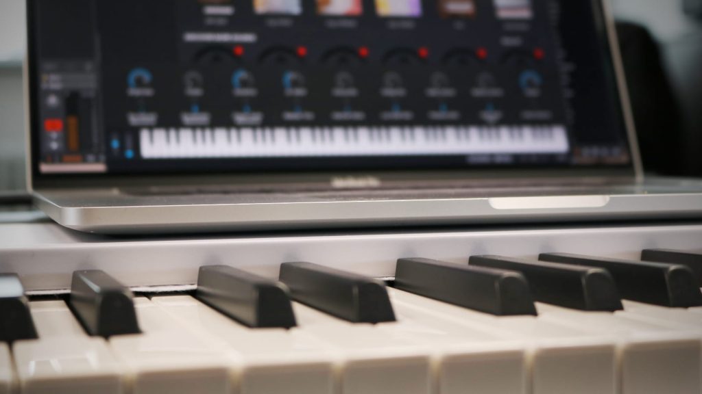 The KeyLab 88 MkII provides piano keys for playing software instruments. The KeyLab 88 MkII provides piano keys for playing software instruments.