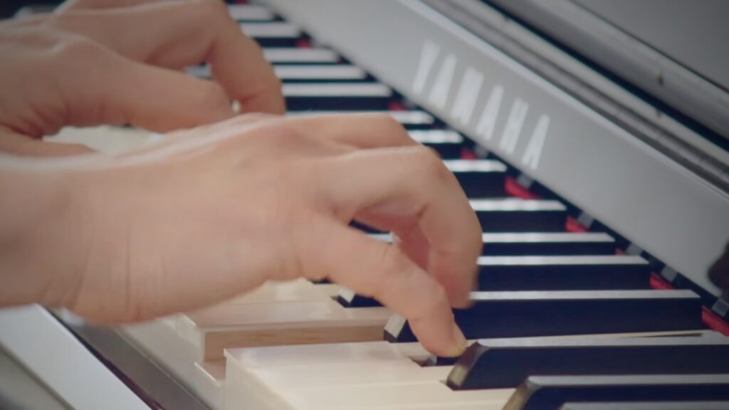 Yamaha CLP-885 – Grand Touch Wooden Keys (Image Source: Yamaha)